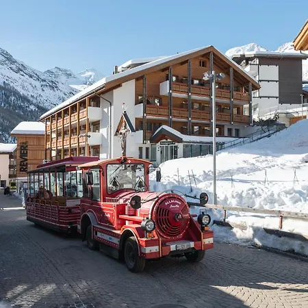 호텔 Homebase By Revier Saas Fee