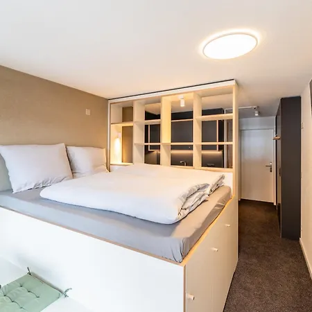 Homebase By Revier サース フェー